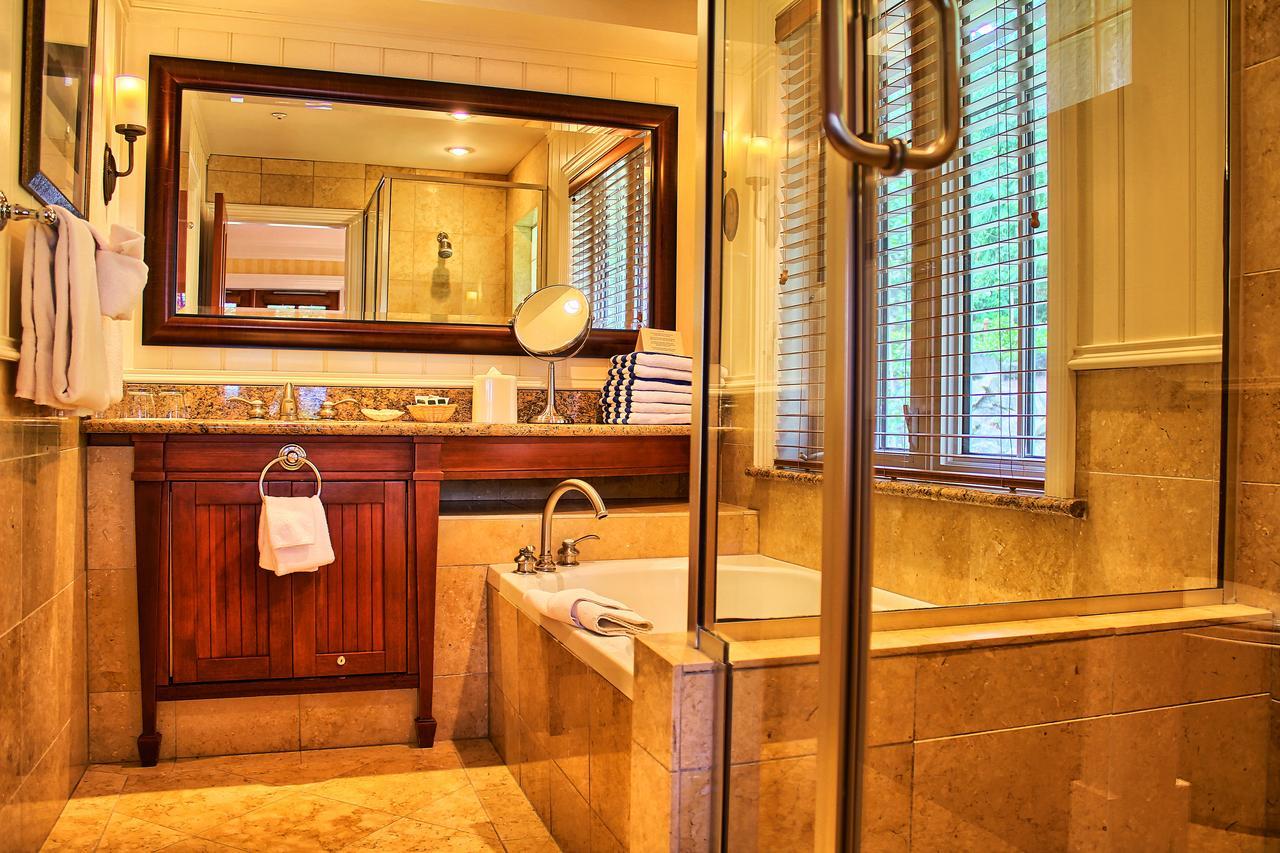 Poets Cove Resort & Spa Bedwell Harbour Extérieur photo