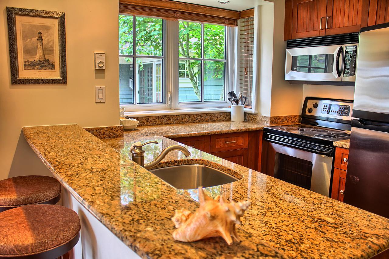 Poets Cove Resort & Spa Bedwell Harbour Extérieur photo