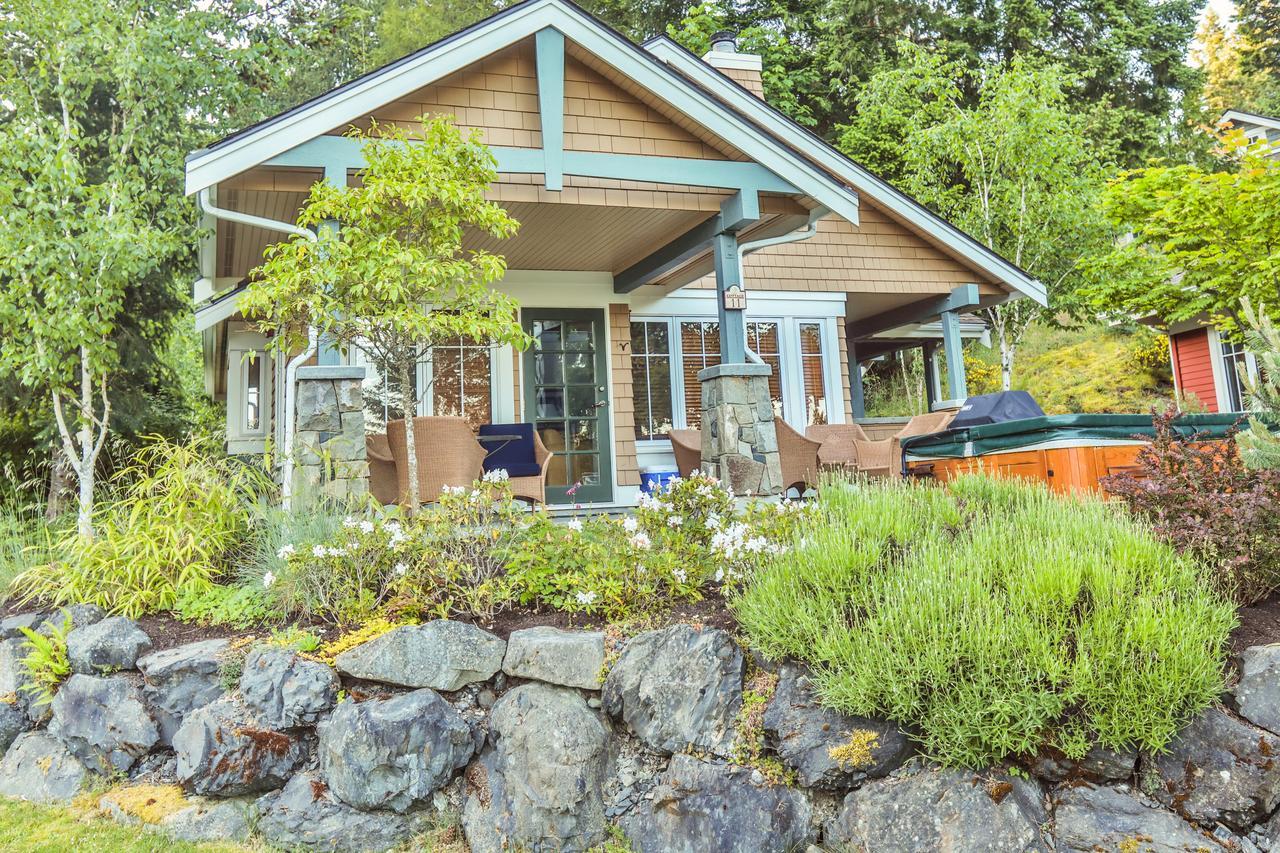 Poets Cove Resort & Spa Bedwell Harbour Extérieur photo